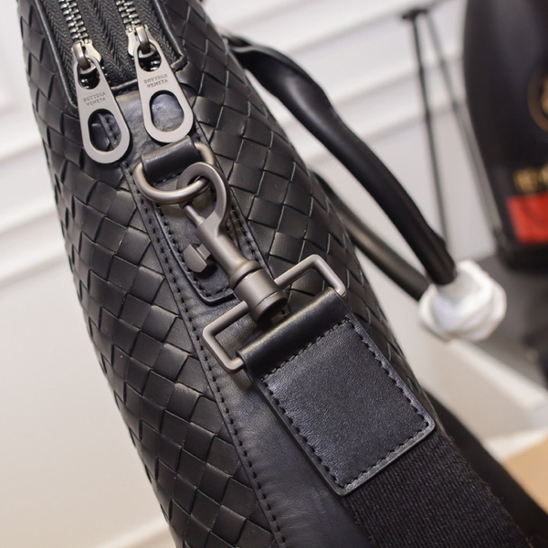 ボッテガヴェネタバッグ角部分ディテール